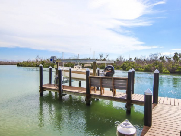 Captiva Island Vacation Rental with 6 Bedrooms & Pool Deeded Beach Access 4 Min Stroll Away